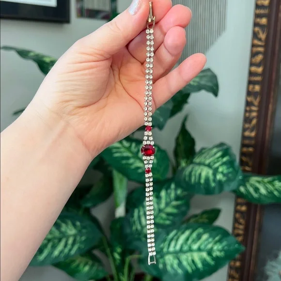 VTG Art Deco Style LIND Silver Plated Ruby Red Clear Rhinestone Tennis Bracelet - Picture 8 of 11